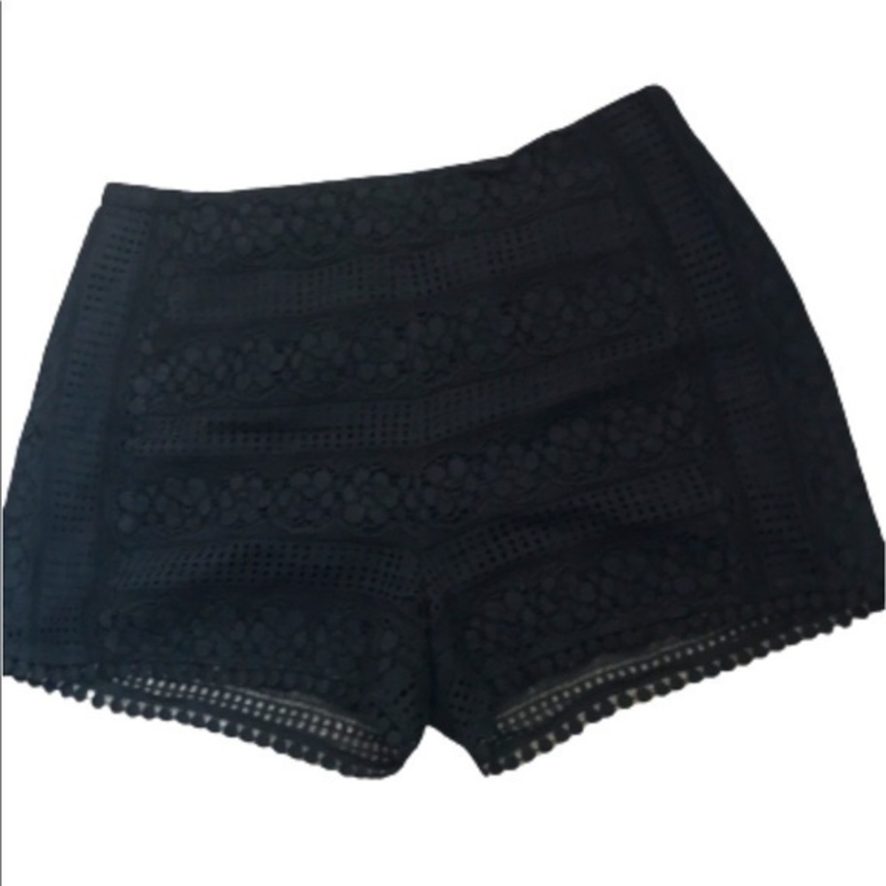Cupcakes and cashmere shorts Size 4